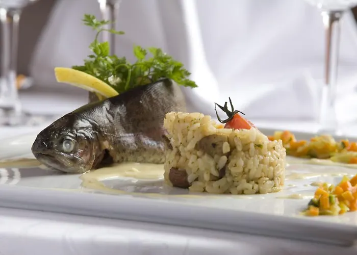 オテル ドゥ ヌヴェール ホテル 2*