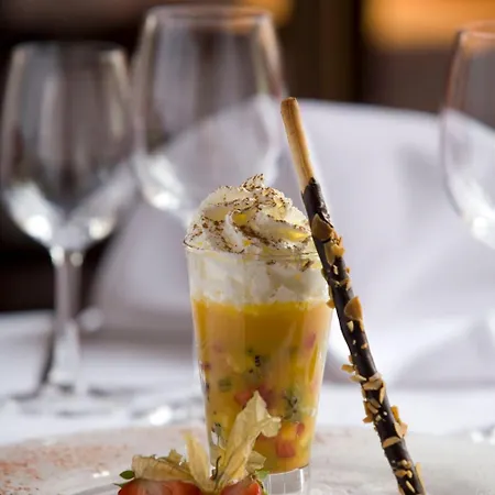 オテル ドゥ ヌヴェール 2*